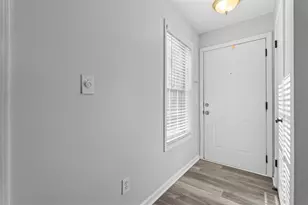 1207 Vicksburg Pl, Sandy Springs, GA 30350 - Photo 5