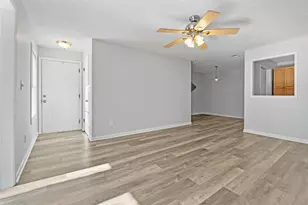 1207 Vicksburg Pl, Sandy Springs, GA 30350 - Photo 15