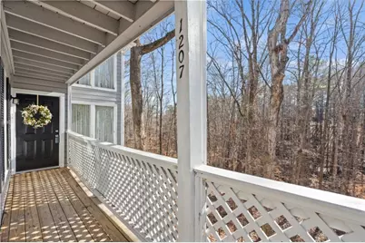 1207 Vicksburg Place, Sandy Springs, GA 30350 - Photo 3