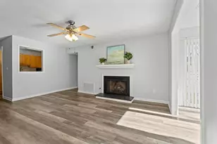 1207 Vicksburg Pl, Sandy Springs, GA 30350 - Photo 7