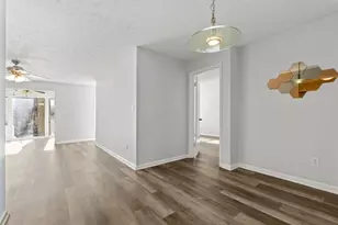 1207 Vicksburg Pl, Sandy Springs, GA 30350 - Photo 19