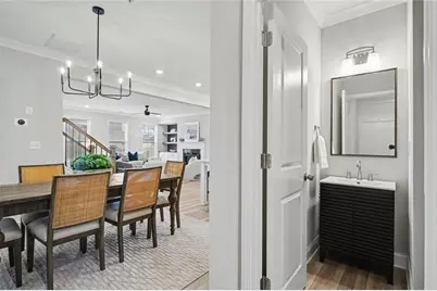 99 W Dixie Avenue SE, Marietta, GA 30008 - Photo 17