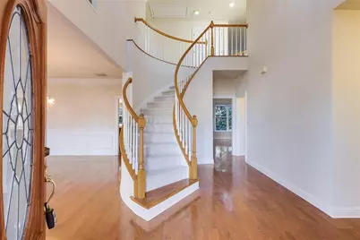 6350 Glen Oaks Lane NE, Atlanta, GA 30328 - Photo 5