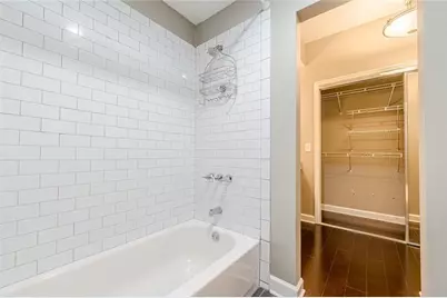 3475 Oak Valley Road NE #930, Atlanta, GA 30326 - Photo 49