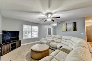 5604 Divine Ln, Clermont, GA 30527 - Photo 5