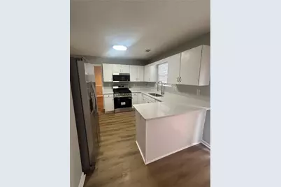 7000 Valley Forge Drive, Flowery Branch, GA 30542 - Photo 13