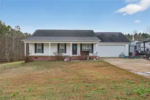 143 Mulberry Ln, Chatsworth, GA 30705 - Photo 1