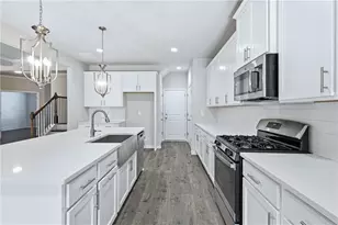 408 Elkhorn Gln Ct, Dacula, GA 30019 - Photo 3
