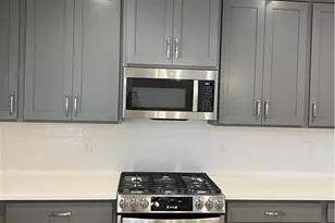 894 Bessie Ct, Loganville, GA 30052 - Photo 3