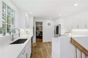 4065 Peachtree Dunwoody Rd, Atlanta, GA 30342 - Photo 11