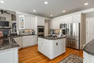 215 Radlett Ln, Alpharetta, GA 30022 - Photo 13