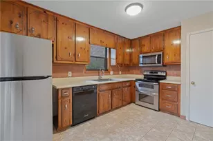 2771 Hawk Trace Ct NE, Marietta, GA 30066 - Photo 17