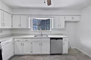 3048 Drexel Ln, Jonesboro, GA 30236 - Photo 9