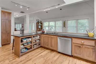 4621 Lakeshore Drive, Pine Lake, GA 30072 - Photo 9