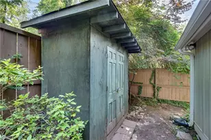 4621 Lakeshore Dr, Pine Lake, GA 30072 - Photo 47