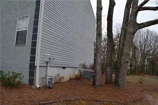 1650 Cedar Bluff Way, Marietta, GA 30062 - Photo 3