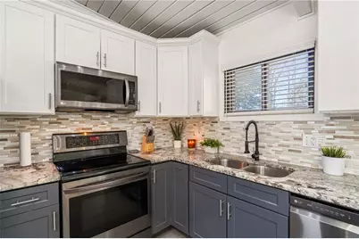 3504 Eaglerock Drive, Atlanta, GA 30340 - Photo 11