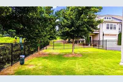 301 Hayden Circle, Woodstock, GA 30189 - Photo 15