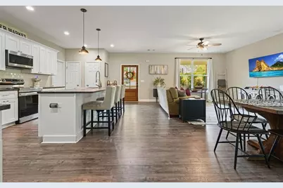 120 E Killian Street, Canton, GA 30114 - Photo 11