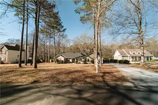 145 Beau Brook Ln, Sharpsburg, GA 30277 - Photo 21