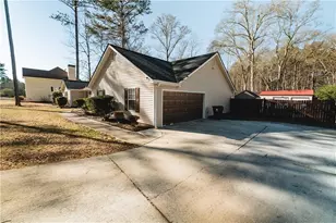 145 Beau Brook Ln, Sharpsburg, GA 30277 - Photo 19