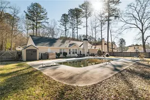 145 Beau Brook Ln, Sharpsburg, GA 30277 - Photo 9