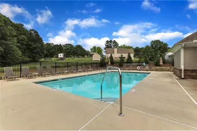 6708 Cambridge Drive, Flowery Branch, GA 30542 - Photo 47