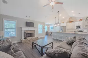 233 Poppyfield Farm Dr, Good Hope, GA 30641 - Photo 9