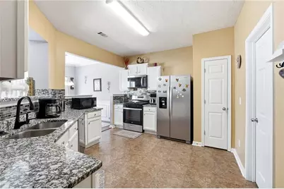 729 Mountain Laurel Drive, Canton, GA 30114 - Photo 5