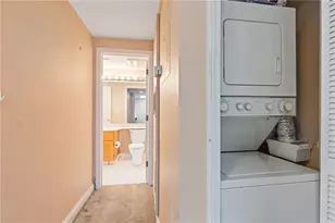 3481 Lakeside Dr NE, Atlanta, GA 30326 - Photo 15