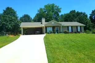 3225 Montgomery Dr, Gainesville, GA 30504 - Photo 1