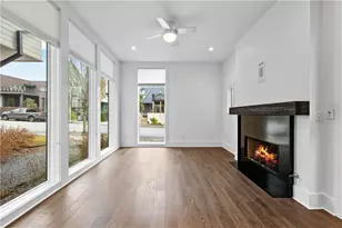 255 High St, Fayetteville, GA 30214 - Photo 9