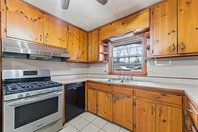 129 E Mimosa Drive, Jonesboro, GA 30236 - Photo 9