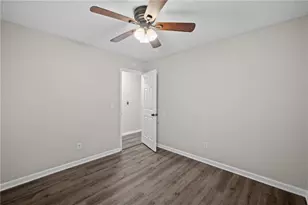 703 Players Ct, Woodstock, GA 30189 - Photo 17