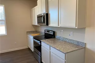 38 Walnut Grv Wy, Pendergrass, GA 30567 - Photo 5