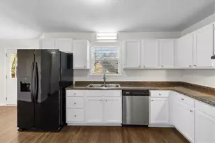 2275 Loren Falls Ct SW, Marietta, GA 30008 - Photo 13