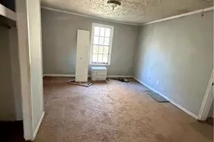 109 Barnesville Ave, Barnesville, GA 30204 - Photo 7