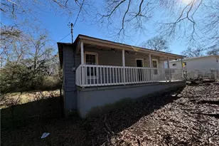 109 Barnesville Ave, Barnesville, GA 30204 - Photo 9