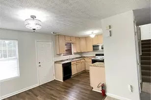 5619 Regency Forest Ct, Stonecrest, GA 30038 - Photo 5