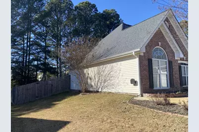 2935 Meadow Gate Way, Loganville, GA 30052 - Photo 3