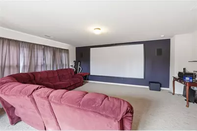 7232 Lake Sterling Boulevard, Flowery Branch, GA 30542 - Photo 23