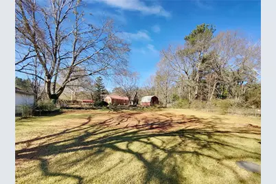 225 Griffin Park Road, Griffin, GA 30223 - Photo 9