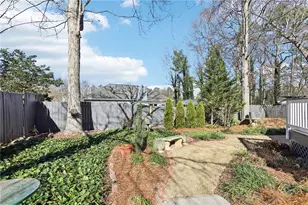 657 Thornapple Trail, Lawrenceville, GA 30046 - Photo 23