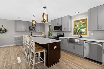 2731 Brackenwood Drive, Snellville, GA 30039 - Photo 3