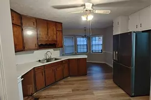 629 Woodsong Ln, Stone Mountain, GA 30087 - Photo 9