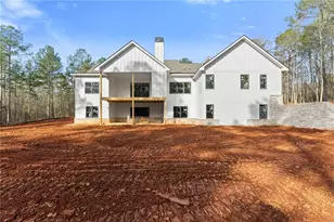 305 Harmony Gates Dr, Commerce, GA 30530 - Photo 3