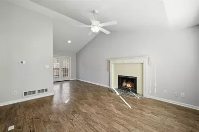 5710 Cardigan Trace, Sugar Hill, GA 30518 - Photo 9