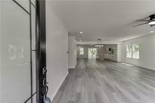 1423 Lynford Dr St, Atlanta, GA 30310 - Photo 5