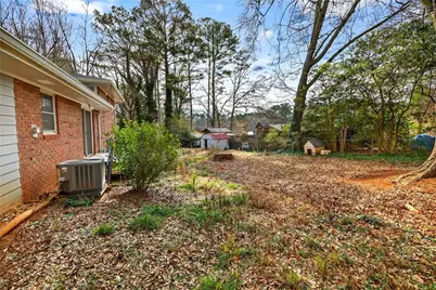 239 Andrea Circle NW, Lilburn, GA 30047 - Photo 37