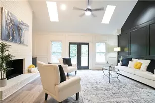 300 Saddle Creek Ln, Roswell, GA 30076 - Photo 11